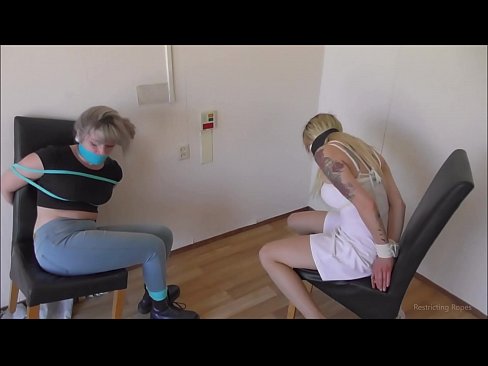 ❤️ Beroende / bunden och munkavle / jungfru i nöd ❤️❌ Fuckingvideo at us ❌️