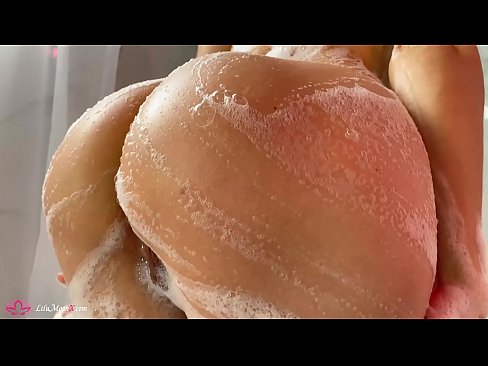 ❤️ Brunette onanerar fittan med vibrator till intensiv orgasm i duschen ❤️❌ Fuckingvideo at us ❌️